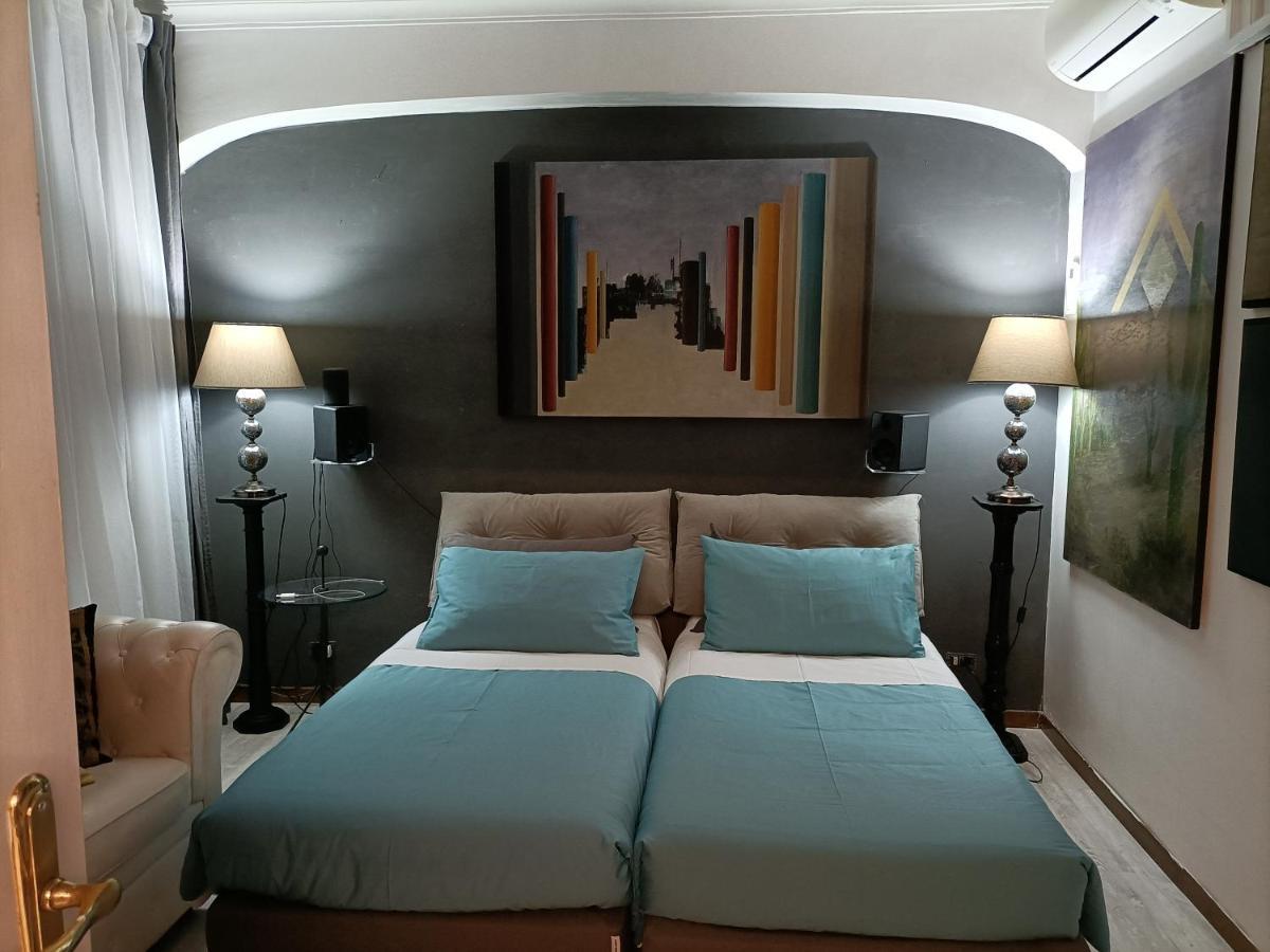 Spanish Steps Bedroom Rome Luaran gambar